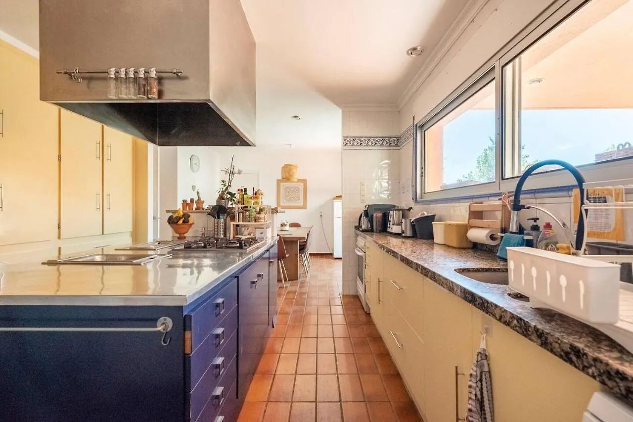 Aldeamia, Forest, Mountain View, Beach At 8 Min Vilanova de Escornalbou Bed & Breakfast