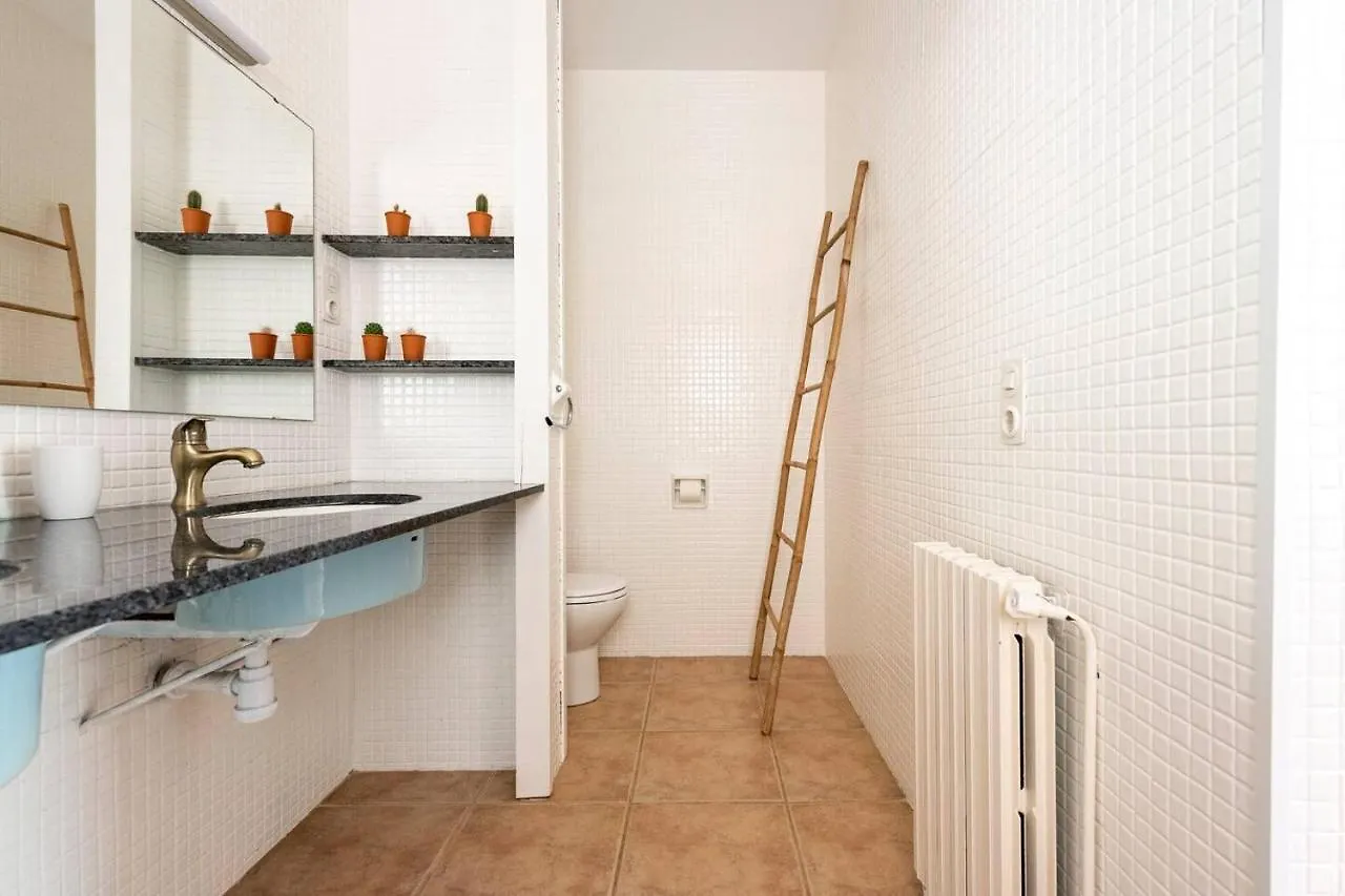 Aldeamia, Forest, Mountain View, Beach At 8 Min Vilanova de Escornalbou Bed & Breakfast
