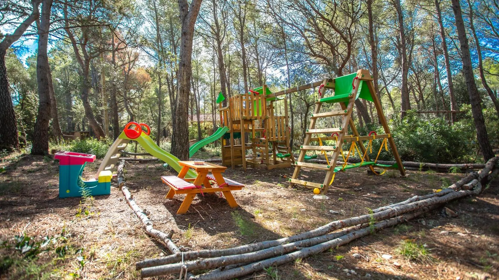 Aldeamia, Forest, Mountain View, Beach At 8 Min Vilanova de Escornalbou Spain