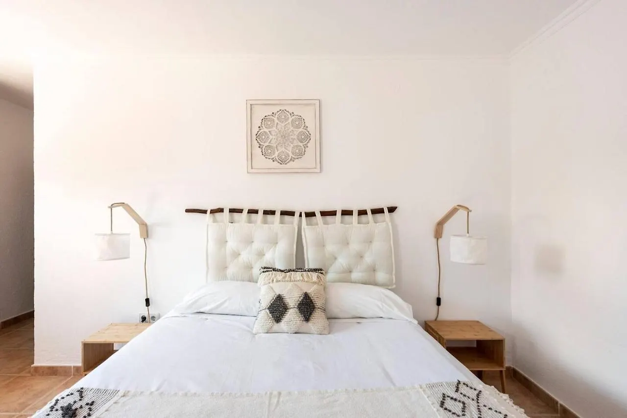 Bed & Breakfast Aldeamia, Forest, Mountain View, Beach At 8 Min Vilanova de Escornalbou
